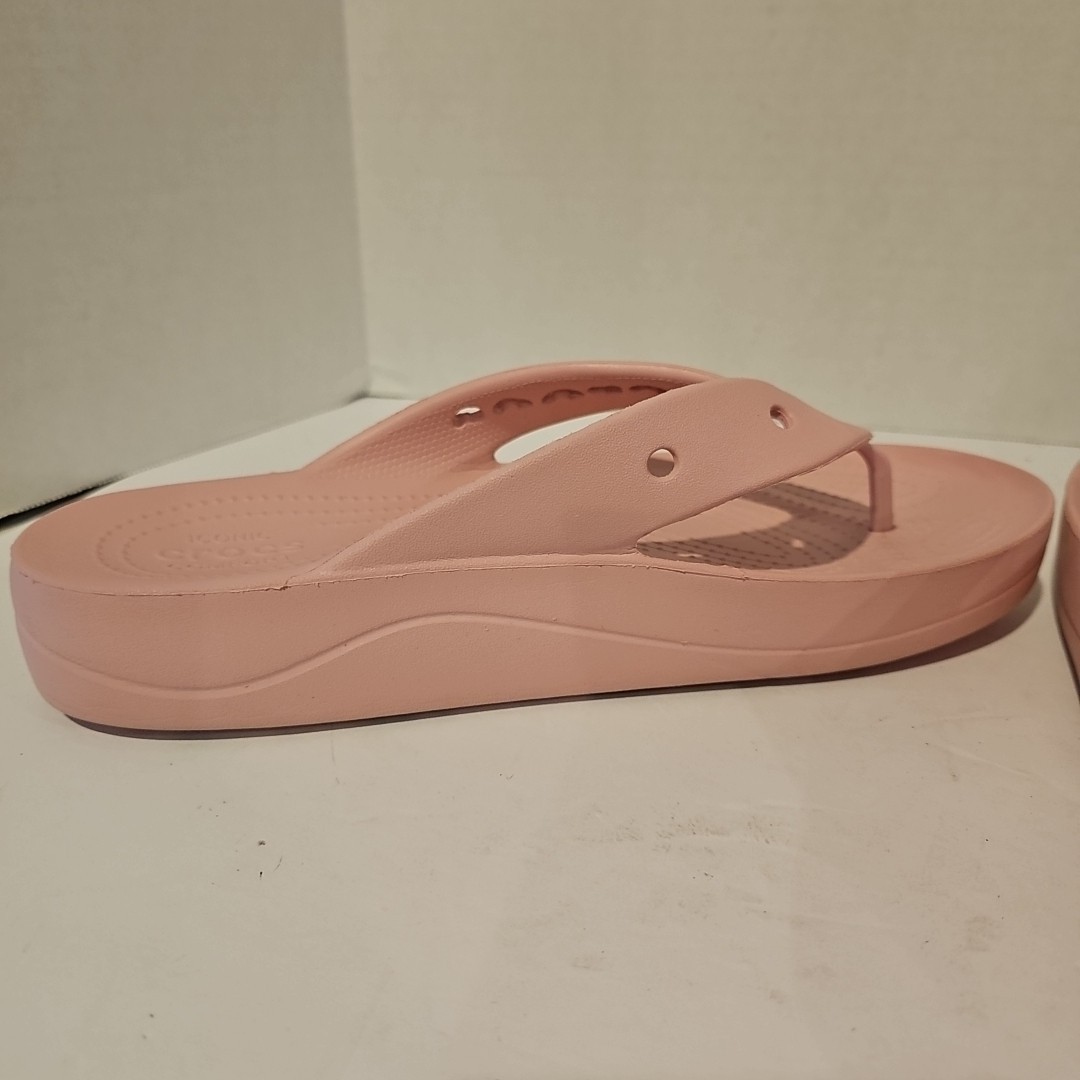 Crocs Baya Platform Flip Flop Women’s SZ 9 Pink Blush SlipOn Sandals