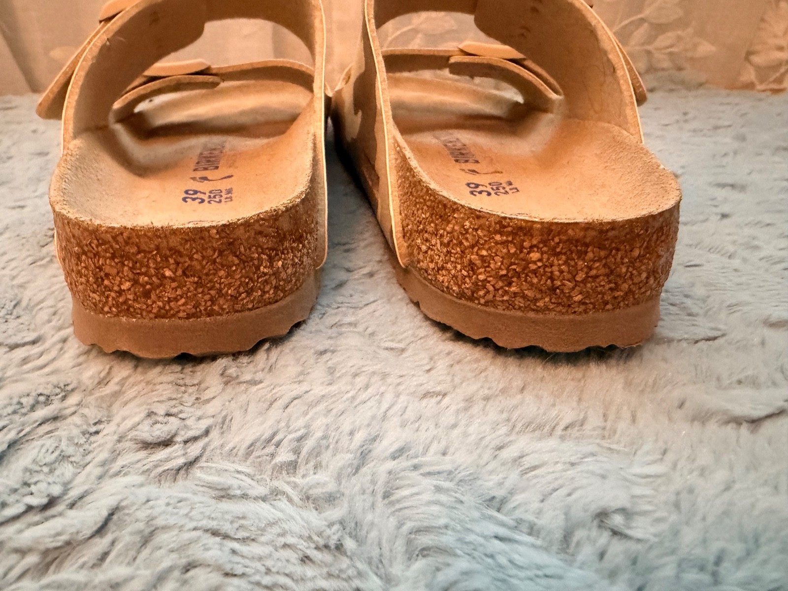 Birkenstock Arizona Soft Footbed Desert Soil Tan/Taupe Size 39 / 8.5 Narrow
