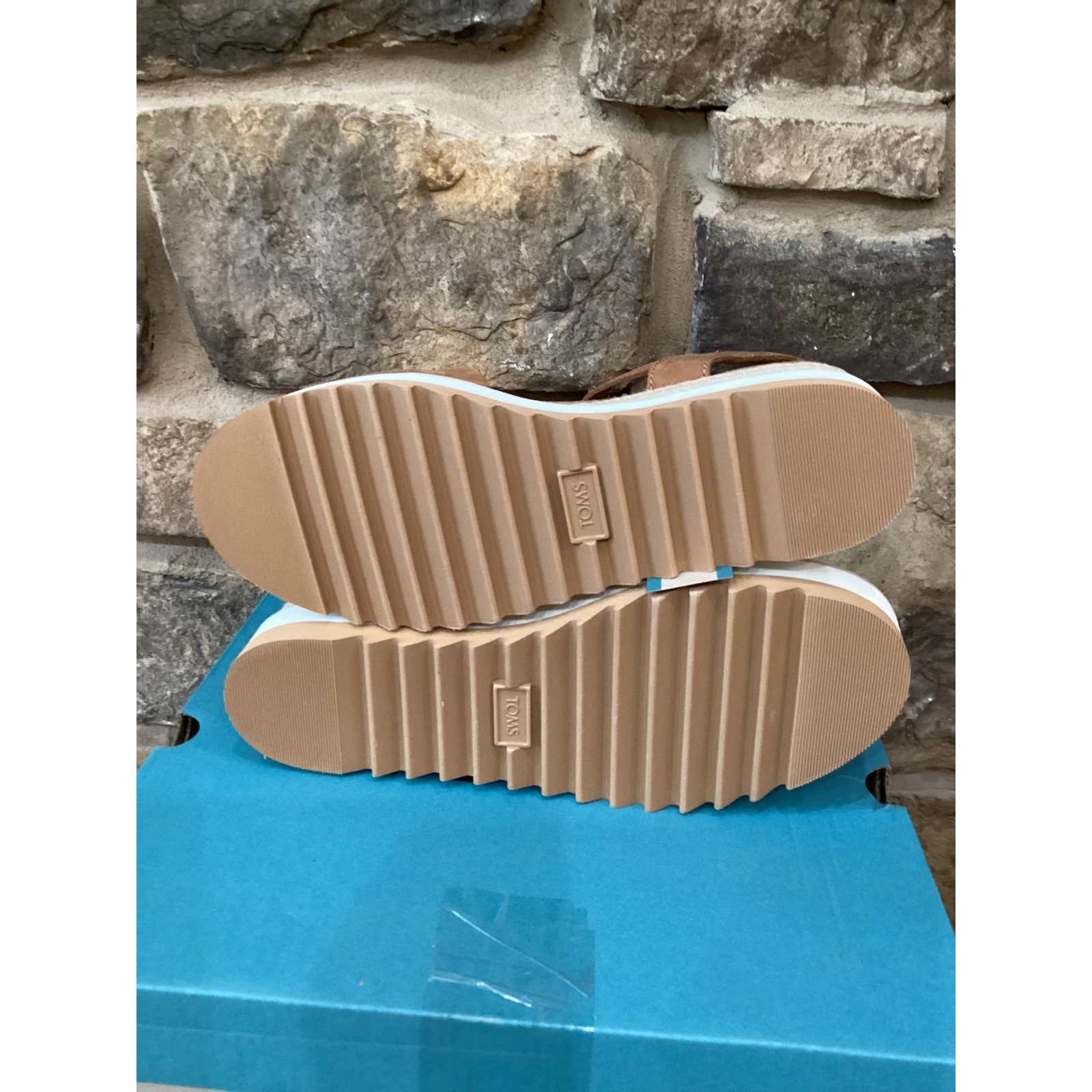 TOMS Diana Tan Leather Platform Wedge Sandals 10019757 Womens Size 7.5 New