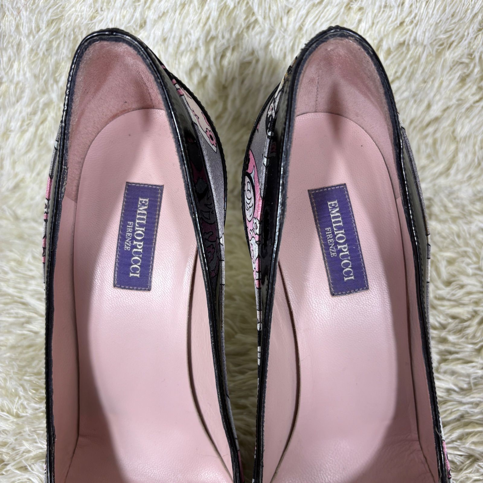 Emilio Pucci Pumps Satin & Patent Leather Gray Pink Allover Print Round Toe EU36