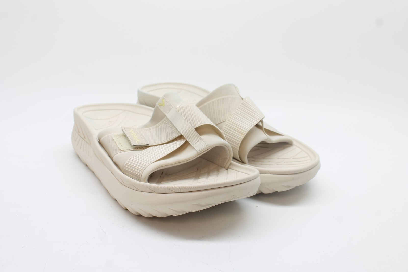 Vionic Unisex Rebound Sandals Floor Sample