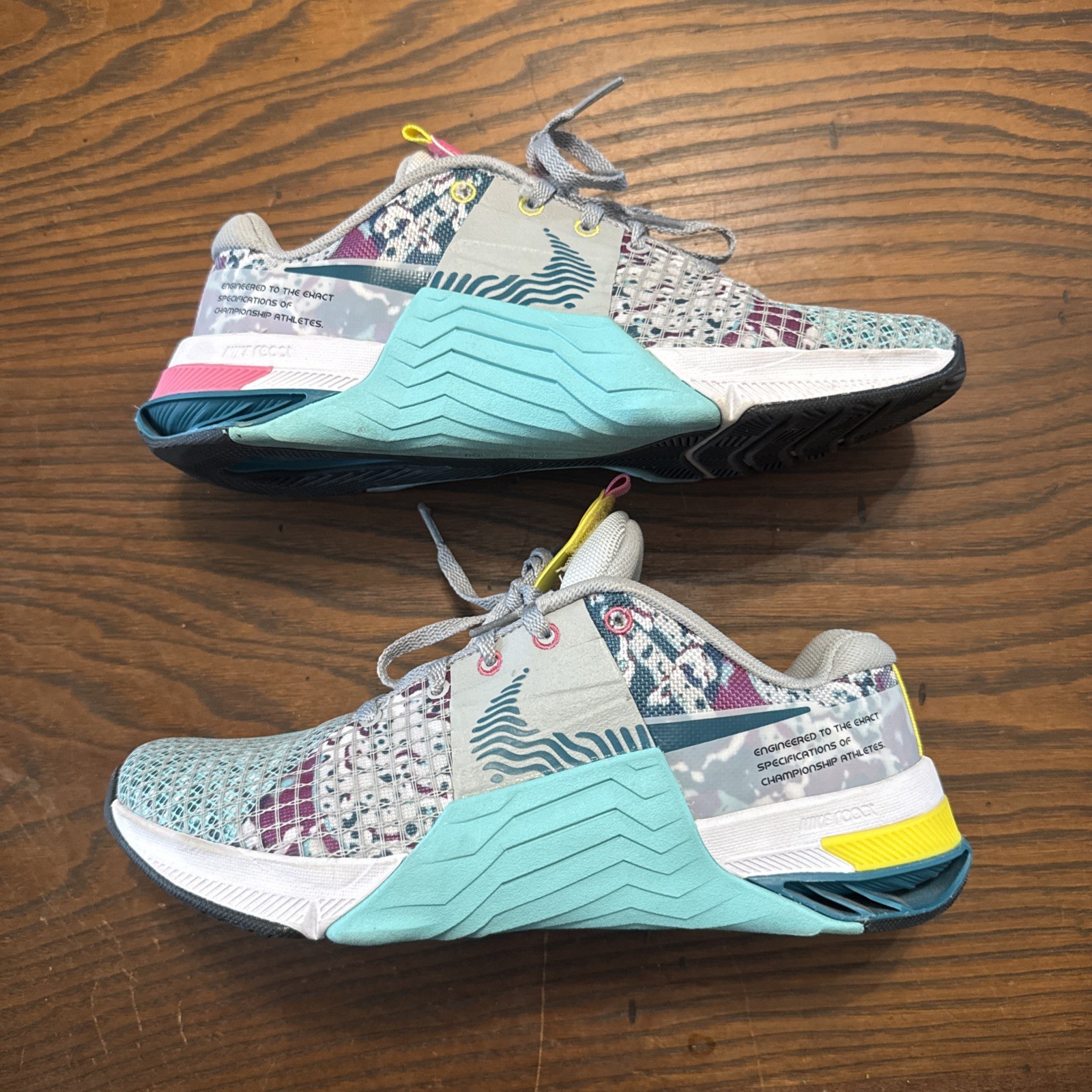Size 8 – Nike React Metcon Hyperlift Graffiti Graphics Lace Up Sneakers Good Con