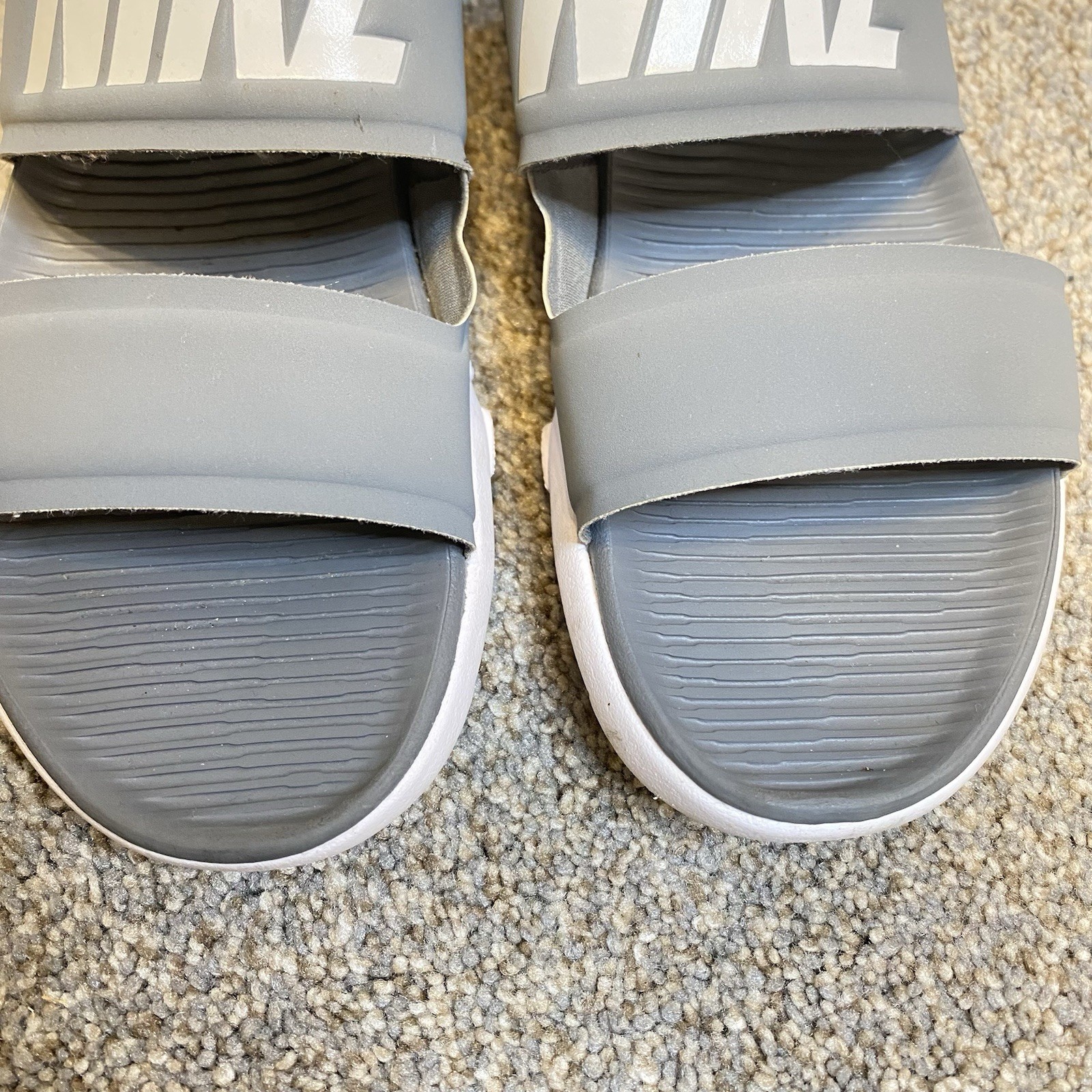Nike Sandals Women 7M EU 38 Gray Flats Sport Casual Travel TANJUN