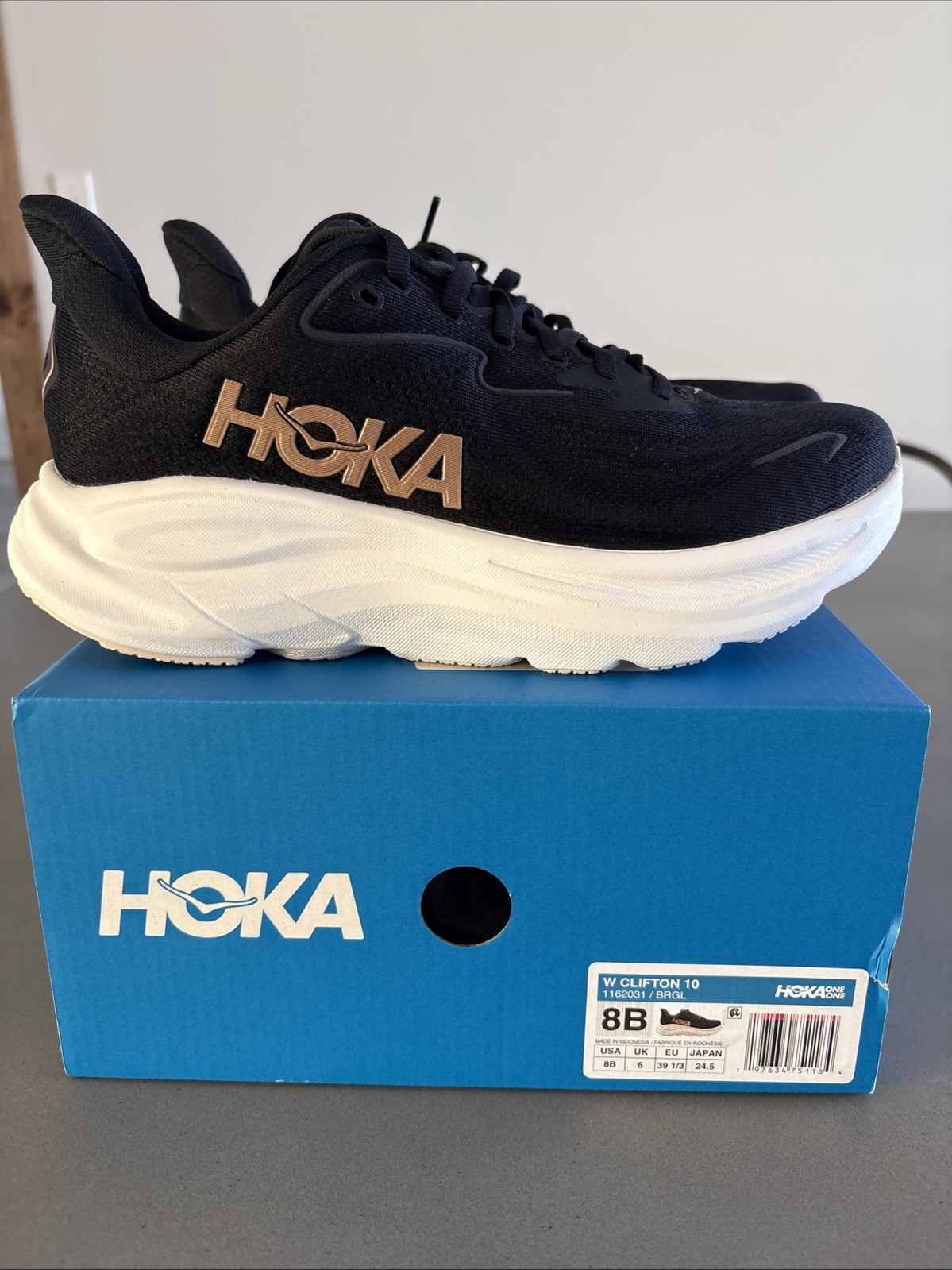Hoka Clifton 10 Women’s Running Size 8