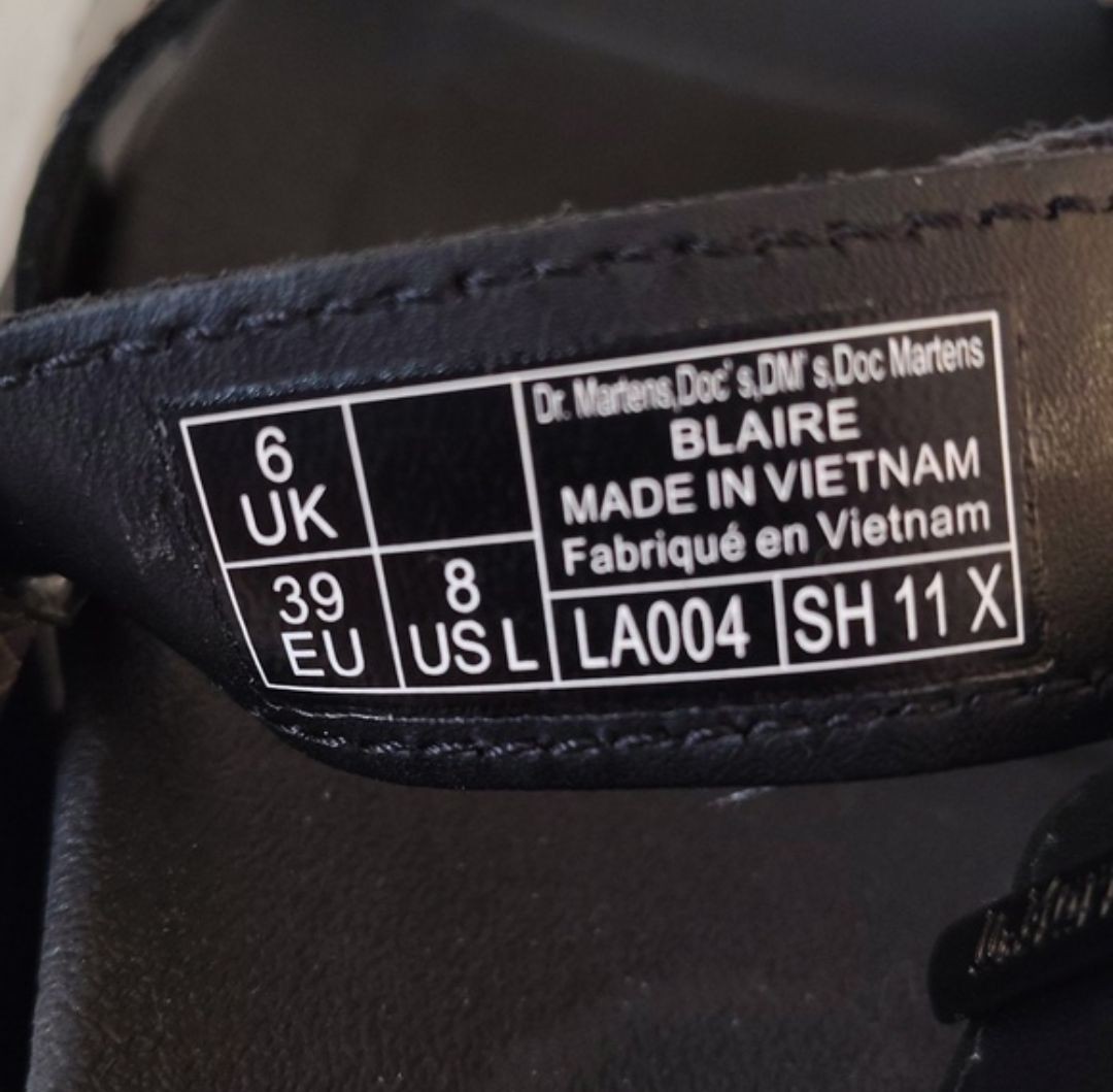 Dr. Martens Blaire Platform Strap Sandals. Size 8