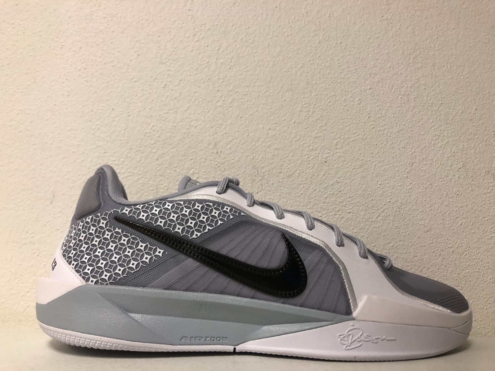 Nike By You Sabrina 2 White Grey Black HF0670-900 Size 13W / 11.5M