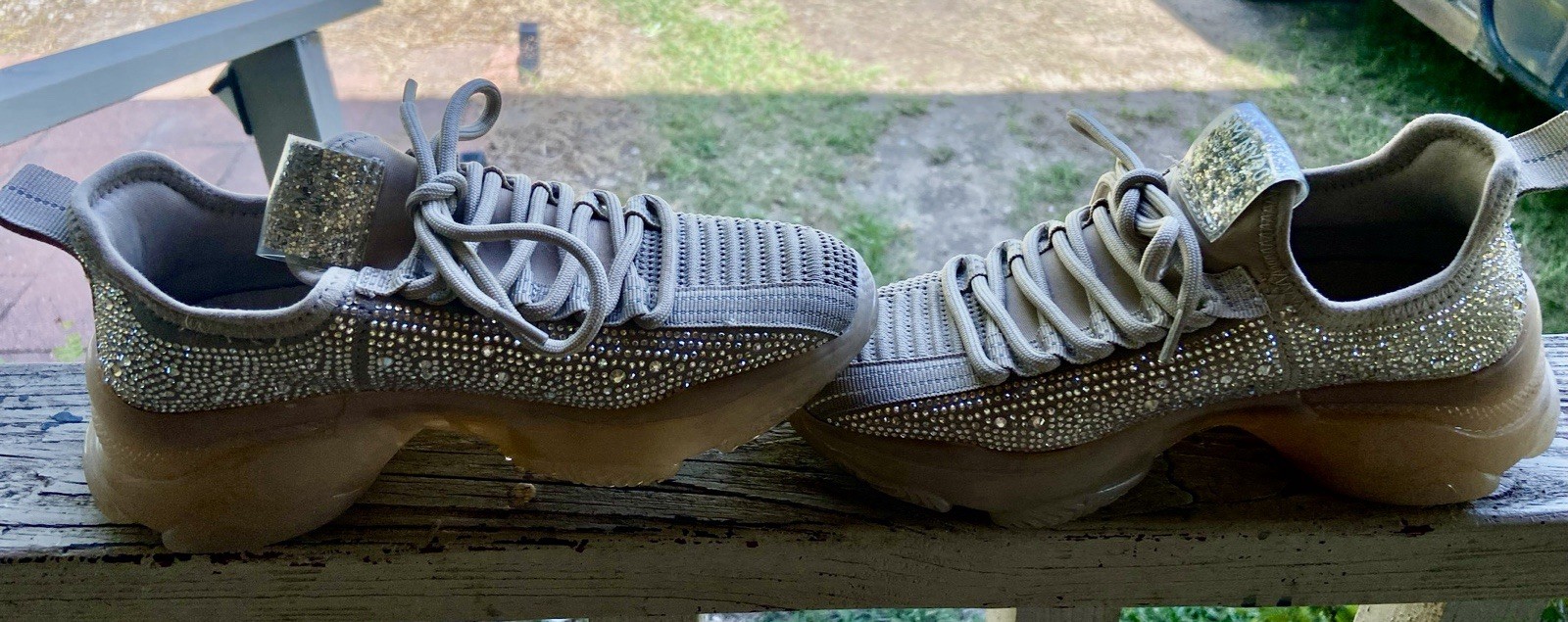 Steve Madden SM NY90 Beige Rhinestone Knit Lace Up Size 3M