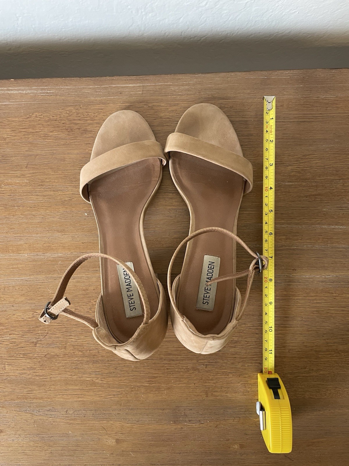 Steve Madden Beige Suede Ankle Strap Block Heel Open Toe Sandals 10