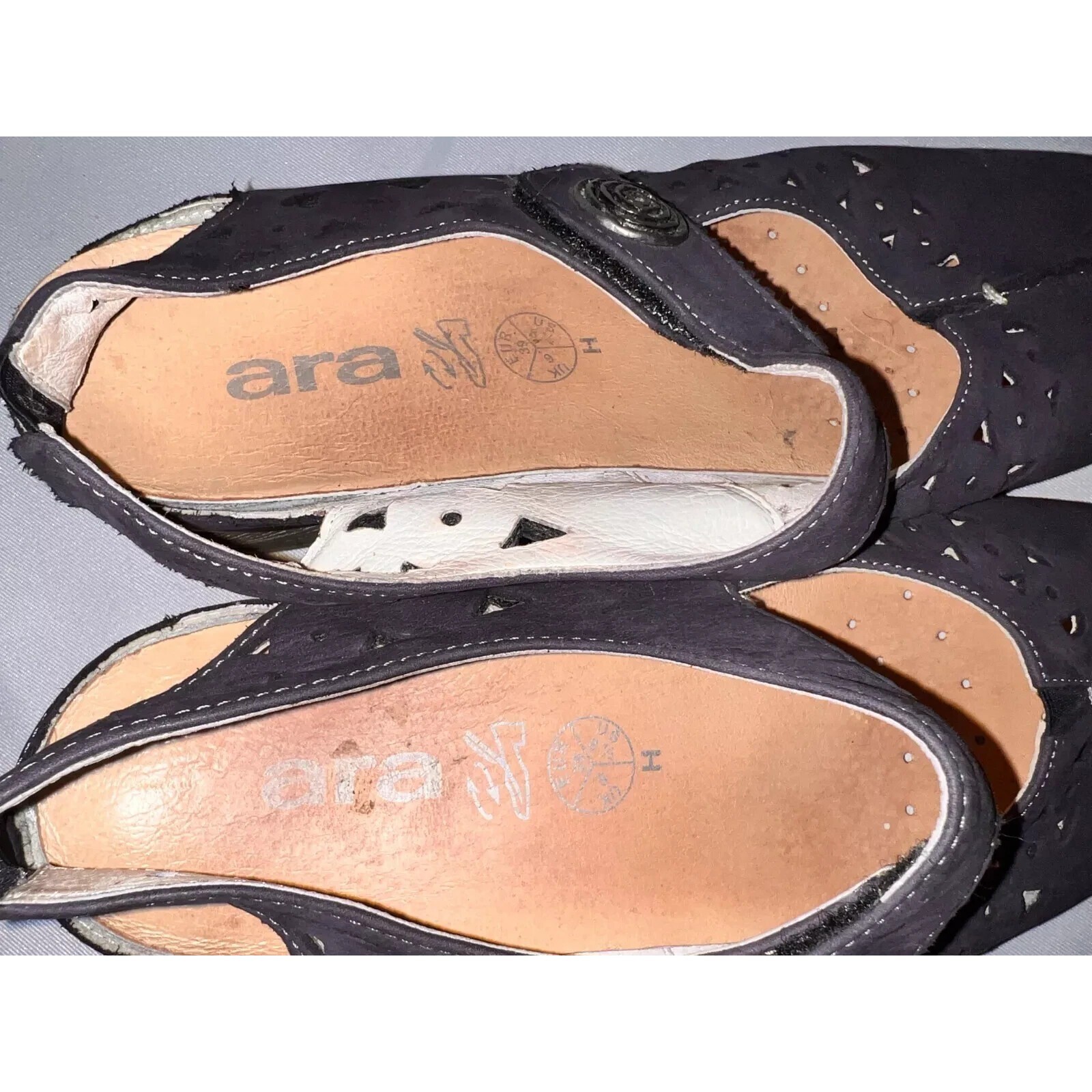 Ara Blue Nubuck Leather Laser Cut Mary Jane Slingback Shoes Womens Size 8.5