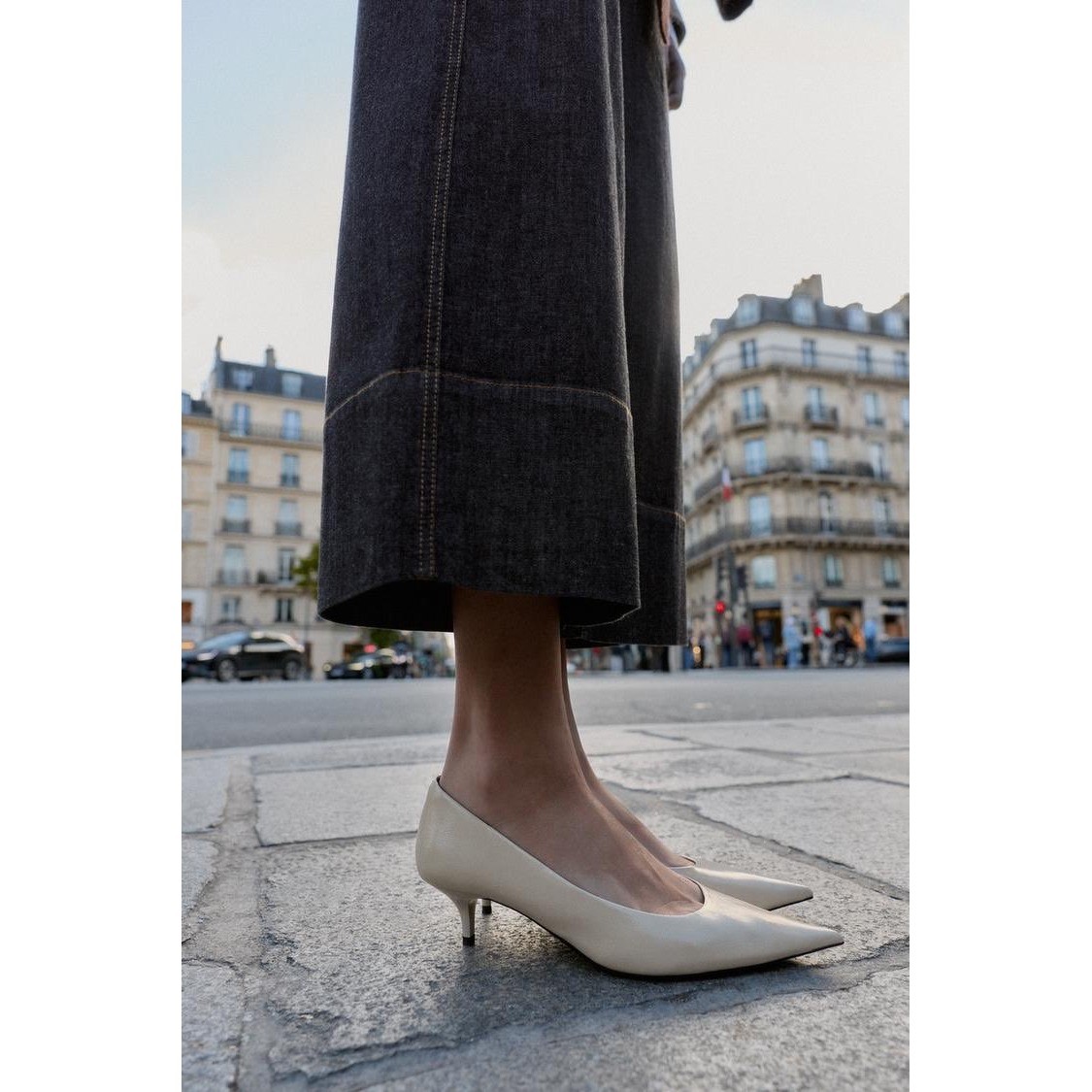Zara Beige Pointed Toe Kitten Heel Pumps EU 39 US 8.5 Nude Cream