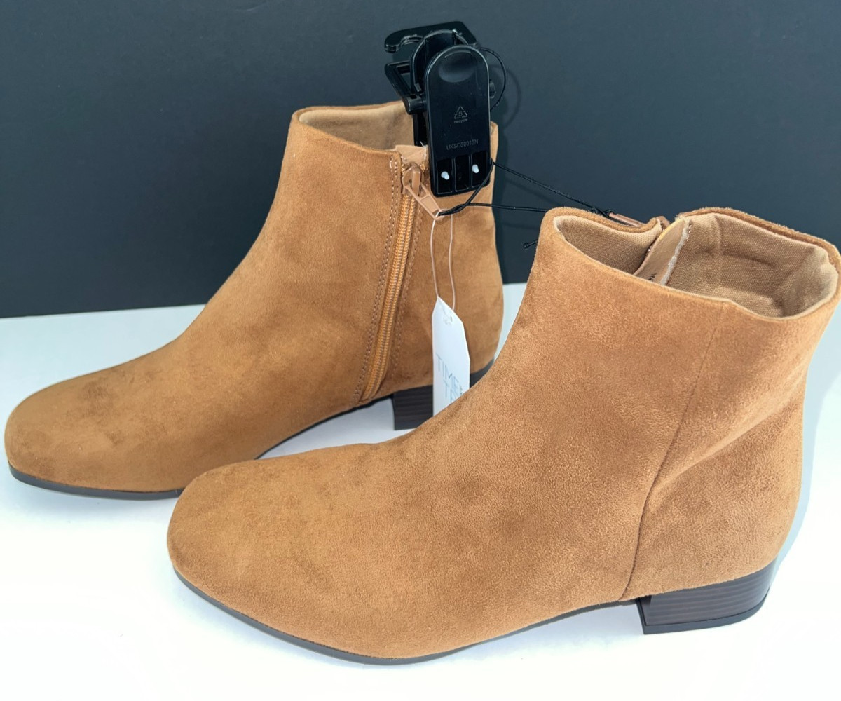 Time and Tru Women’s Size 7.5 Cognac Faux Suede Ankle Boots Brand New brown