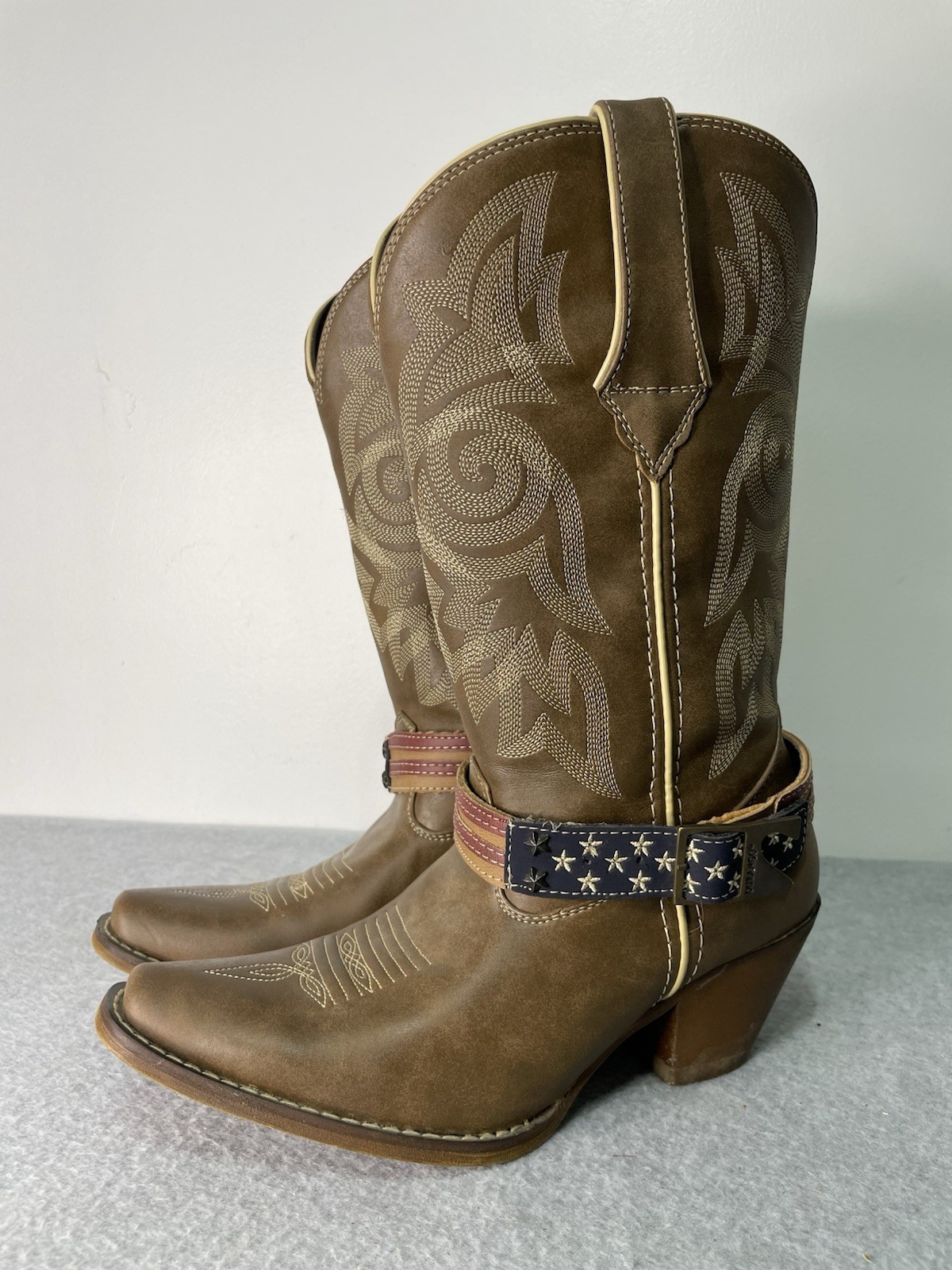 Durango Crush Women’s Size 7.5 M Western Boots with American Flag Belt Accessory