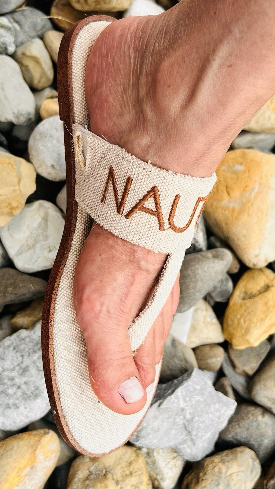 Nautica Natural Fabric Upper T-Thong Slip Resistant TPR OutSole Flat Sandals NEW