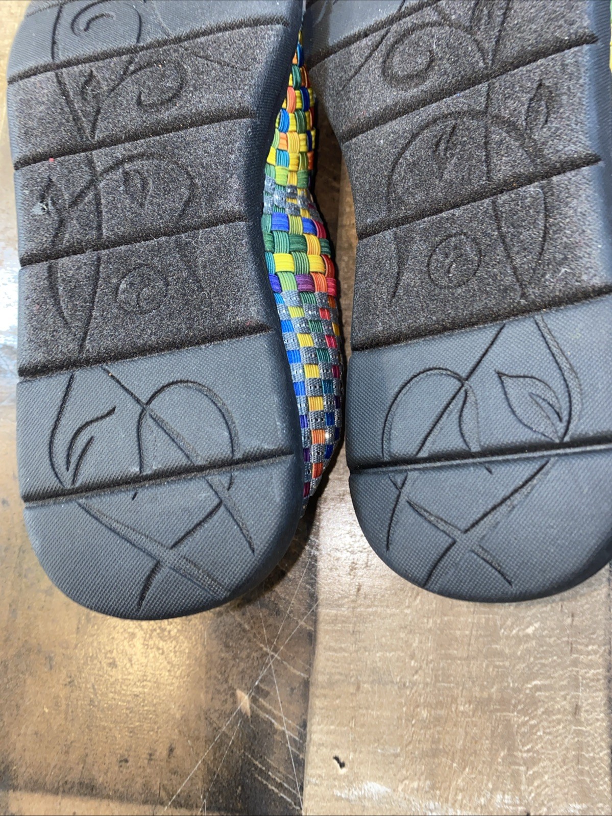 BareTraps Women’s Woven Slip-On Stretch Shoes Multicolor Size 8.5 lightweight