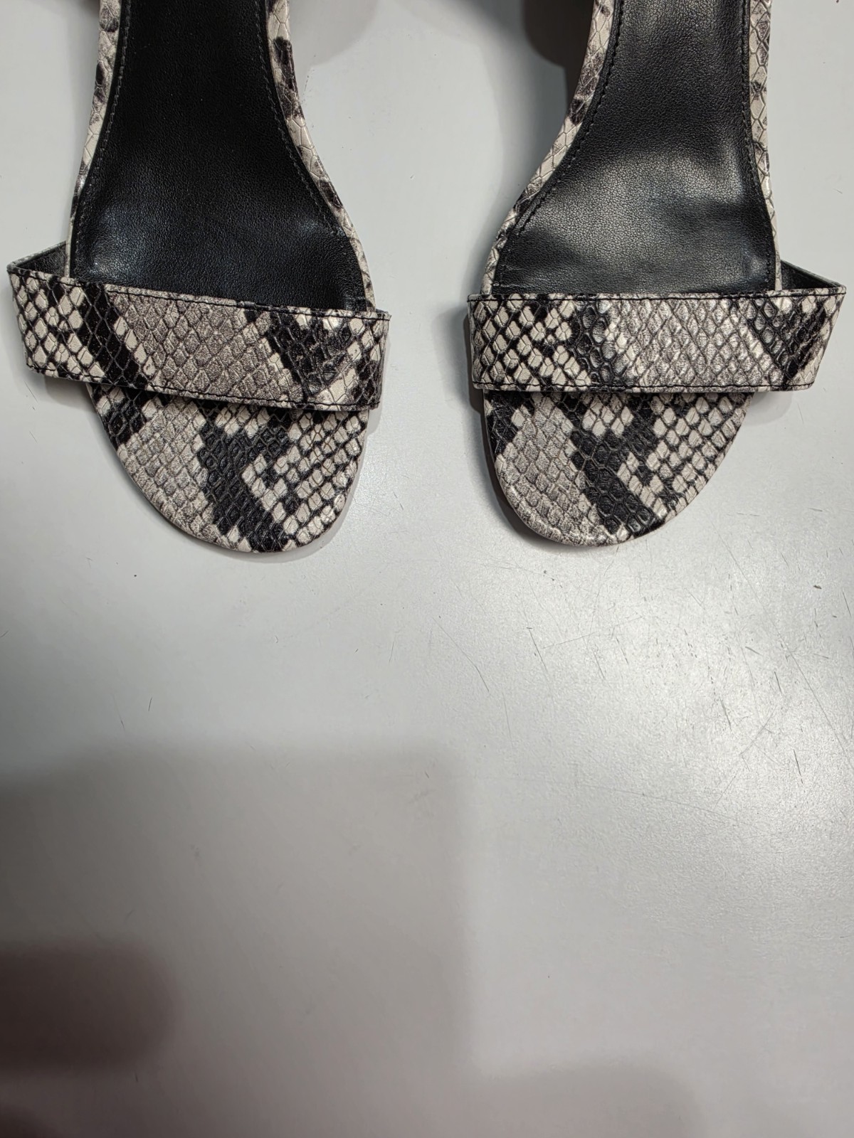 Michael Kors Lilah Block-Heel Snakeskin Leather Sandal Size 9