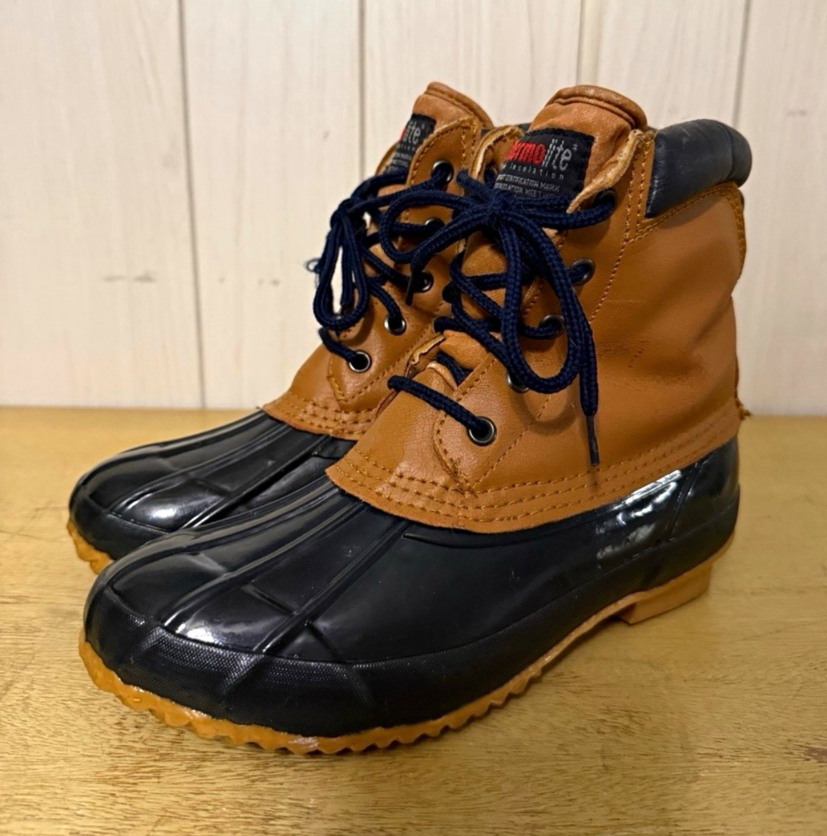 Thermolite Women’s Lace-Up Duck Boots Lined Leather/Rubber Brown/Black US 8