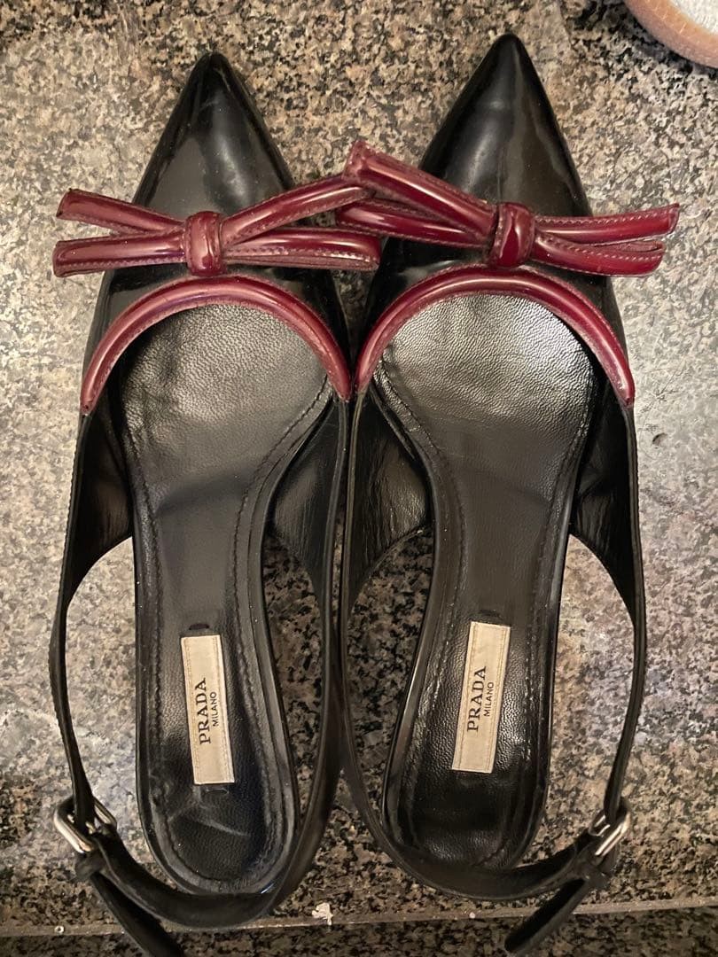 PRADA Pointed Toe Mule Black Burgundy