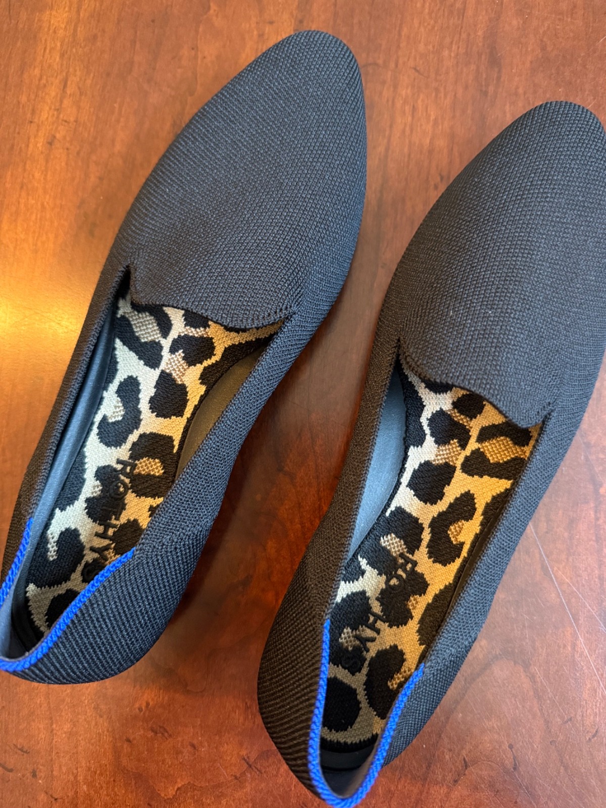 Rothby’s The Loafer Size 8.5 Black Knit Flats EUC Worn Once