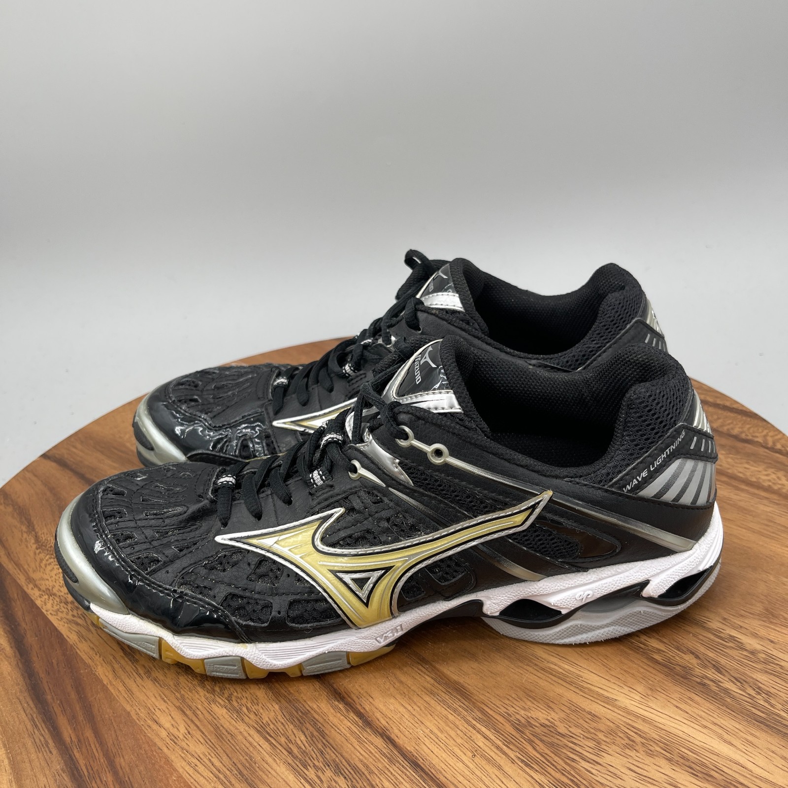 Mizuno Wave Lightning Shoes Womens Size 10 Black Running Comfort Volleyball