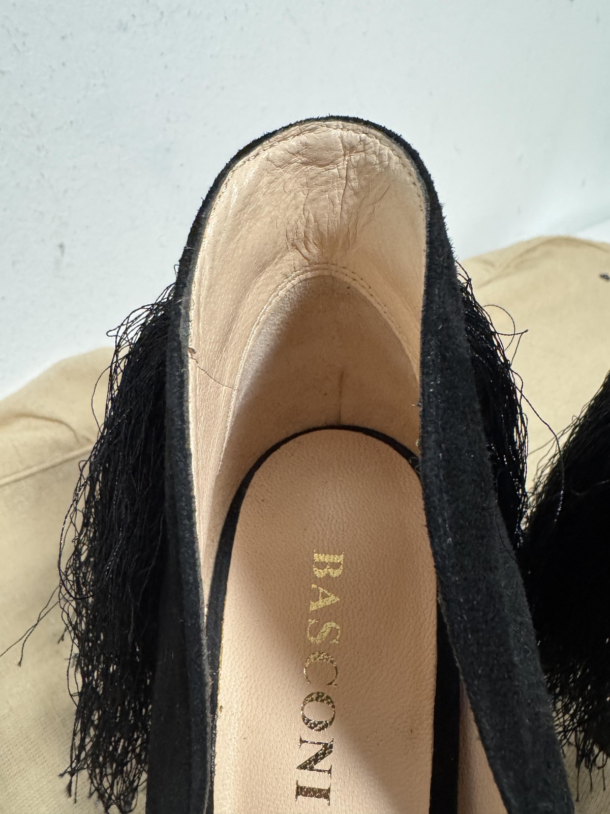 BASCONI Shoes Womens Size EU 39 Black Suede Tassel Pumps Stiletto 2671-13de-1