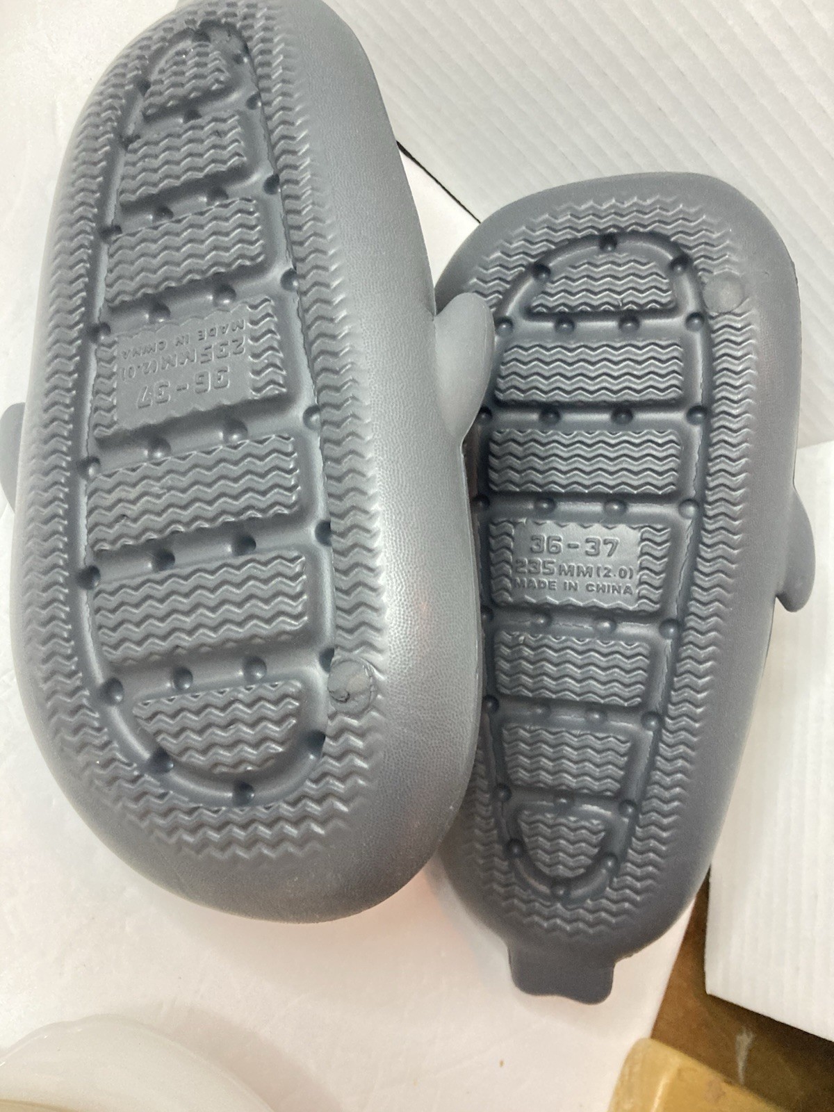 Shark Teeth Flip Flops Size Slides 36-37 Women’s size 7