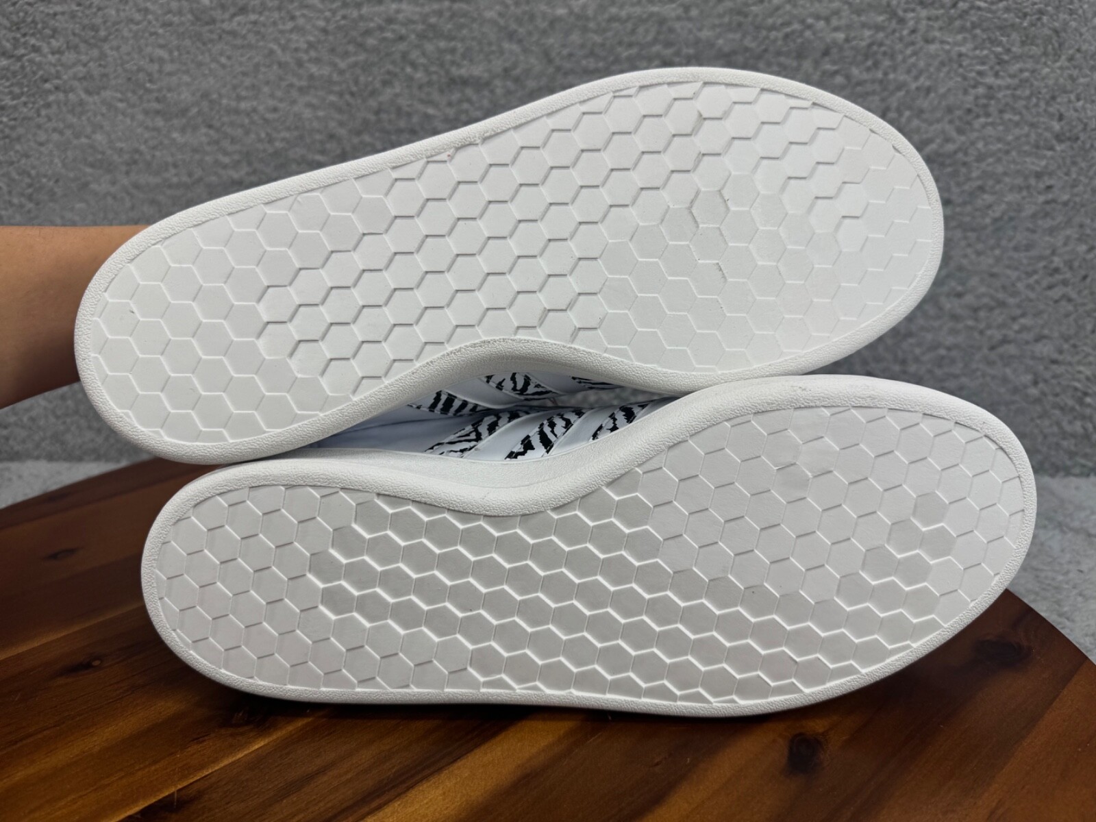 Adidas Women’s Grand Court Zebra GZ0150 Tennis Shoes Size 11 Sneaker White Black