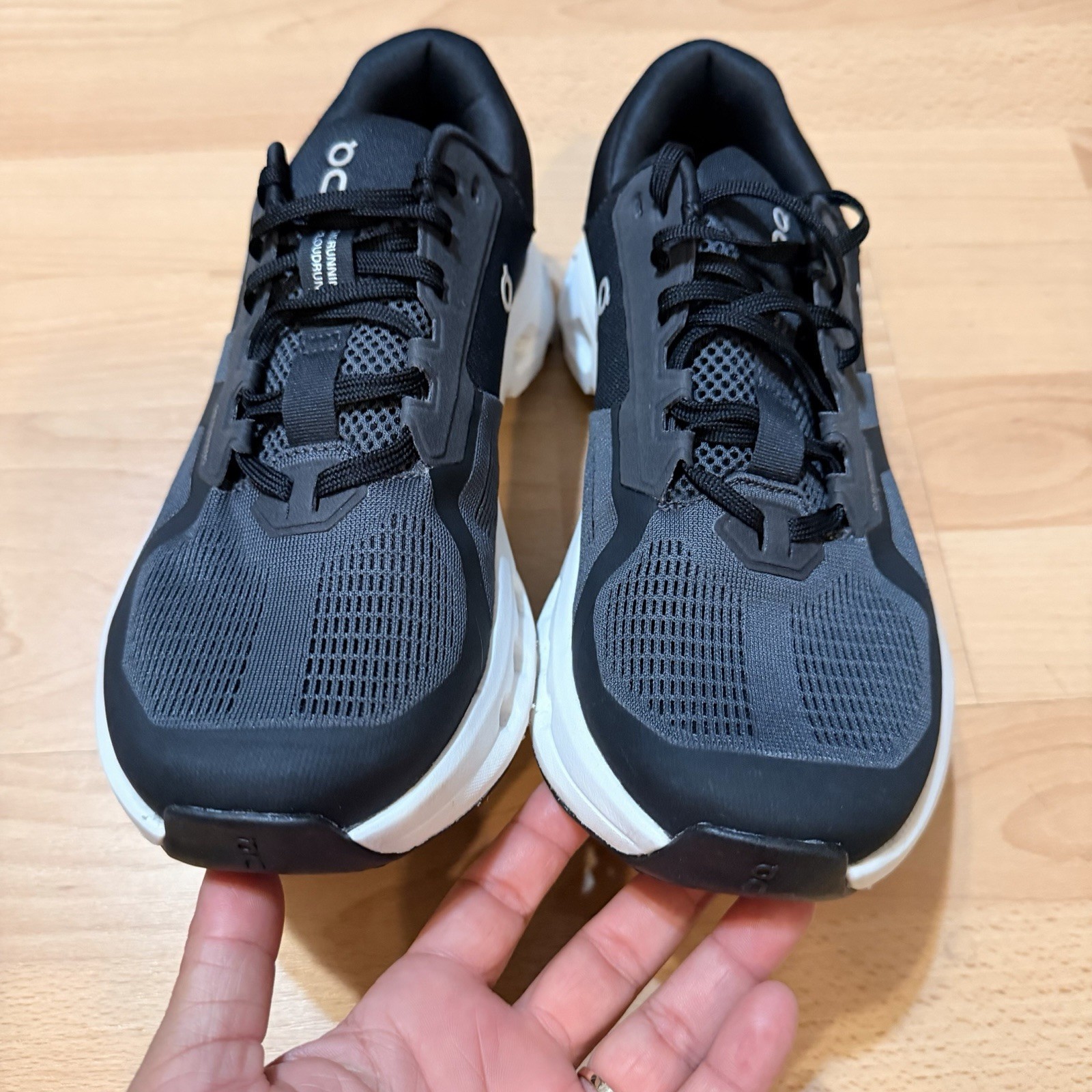 NIB On Cloud Cloud Runner 2 Eclipse/Black Athletic Womens Shoes 9