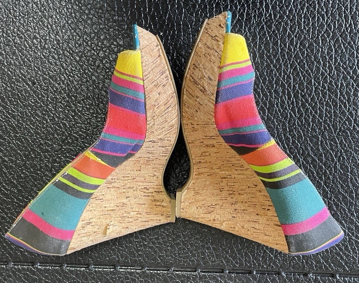 nine west wedge 6.5 Peep Toe Multicolored Striped