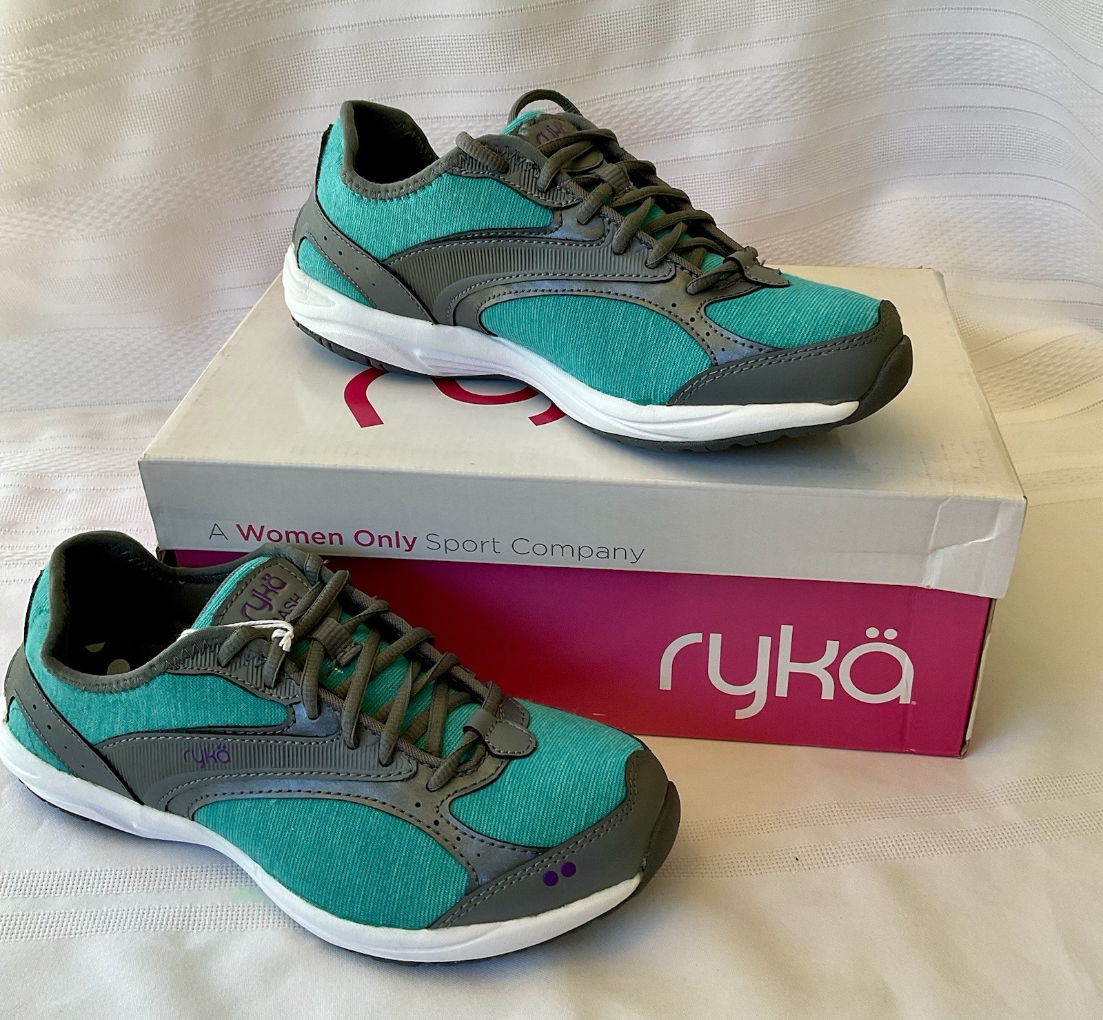 Ryka Dash Stretch Walking Shoes Teal Green Comfort Walking Sneakers Lace Up 6 M