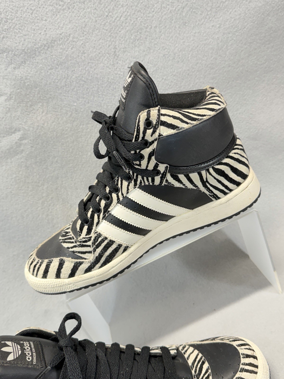 Size 8 – Adidas Decade OG Zebra W