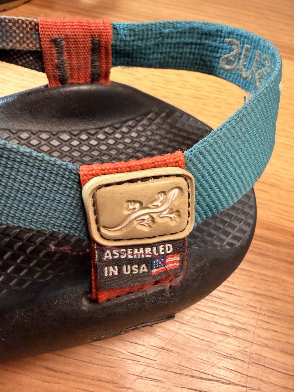 Chaco «Jesus Freak» Z/X2 Classic Sandals Multicolor Women Sz 9 Assembled In USA