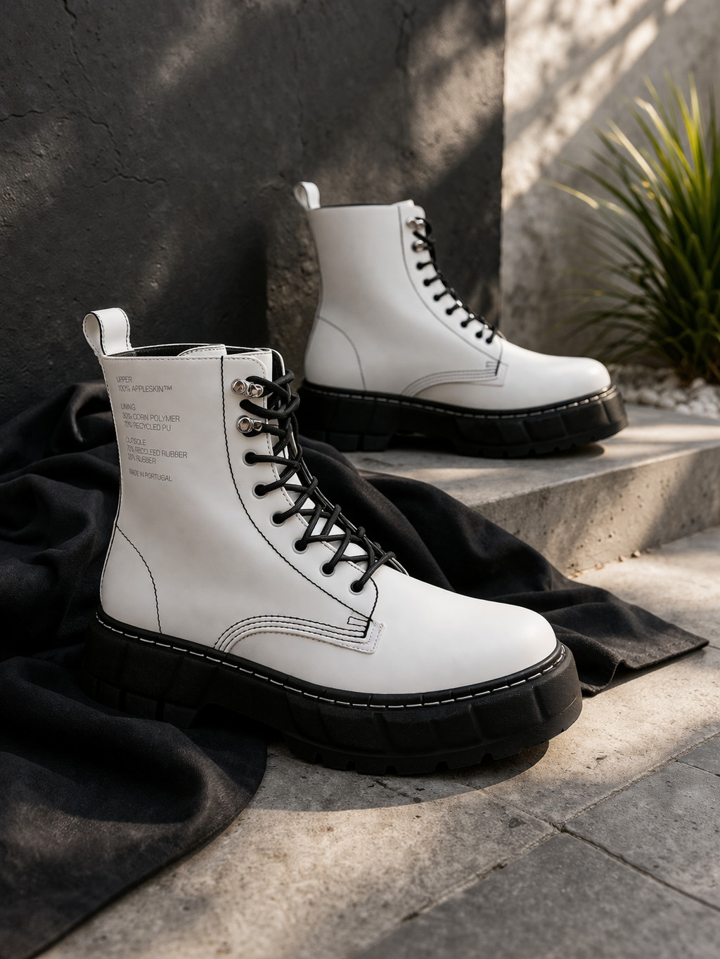 Virón White Boots – Premium Vegan Leather – Chunky Sole – EU 40 / US 7