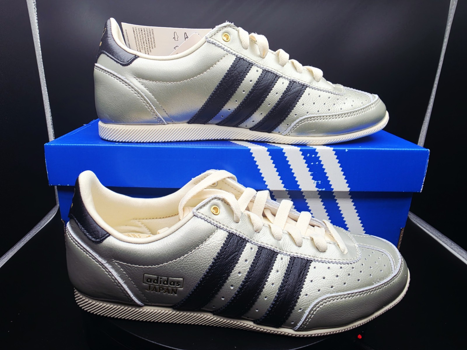adidas Originals Japan W Low Top Lace-Up Leather Sneaker Silver/Black US 8 WOMEN