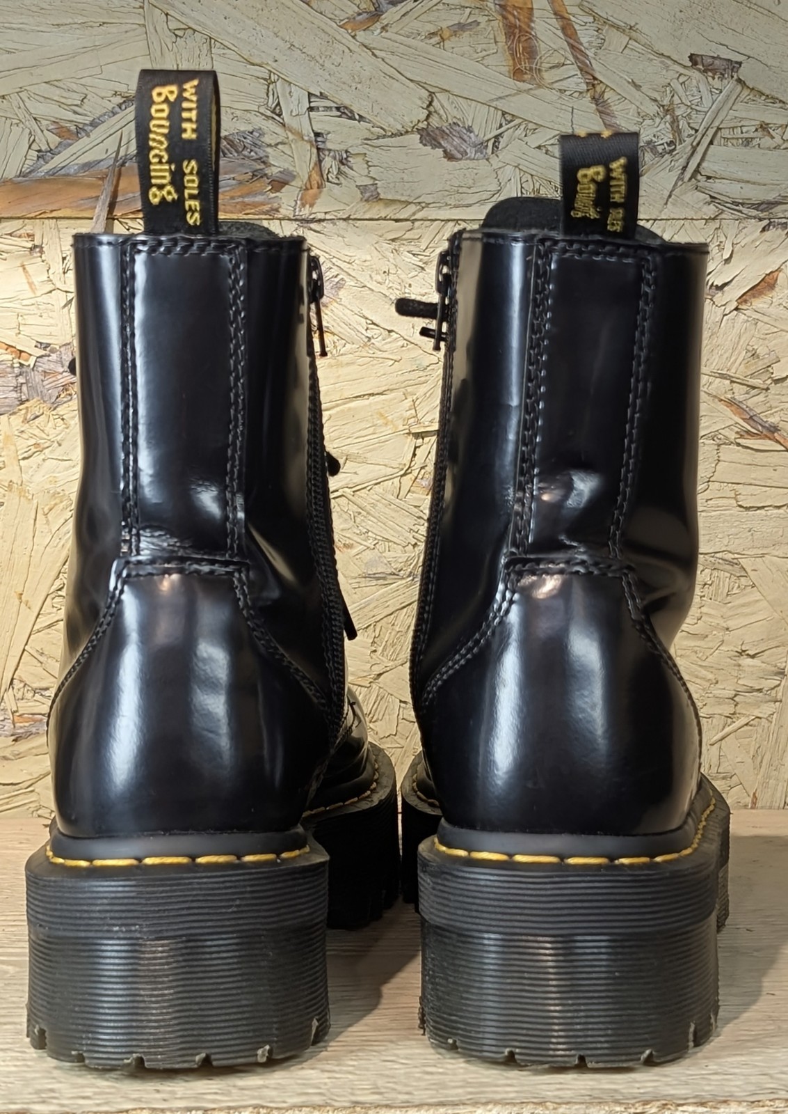 Dr Martens Womens Smooth Leather Chunky Platform Goth Grunge Combat Boots US 7