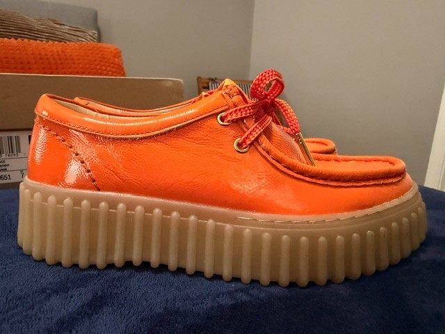 Torhill Bee Lace Up Patent Leather Orange size 7 Women