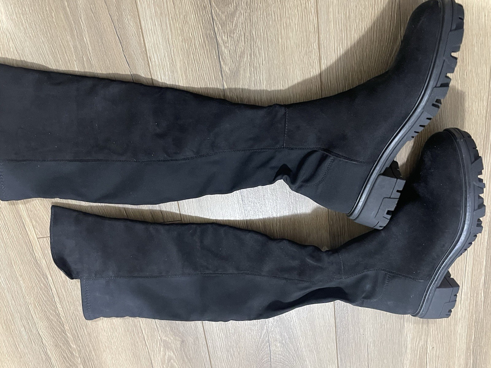 Black Suede Knee High Boots Size 8M Block Heel Riding Tall pull on unisa