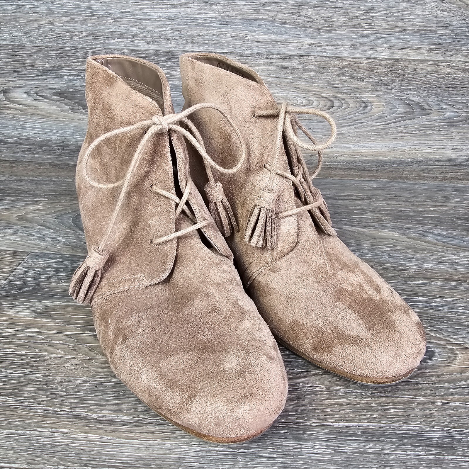 Dr Scholls Dakota Suede Leather Wedge Boots Shoes Women’s 9.5 Brown Taupe Tassel
