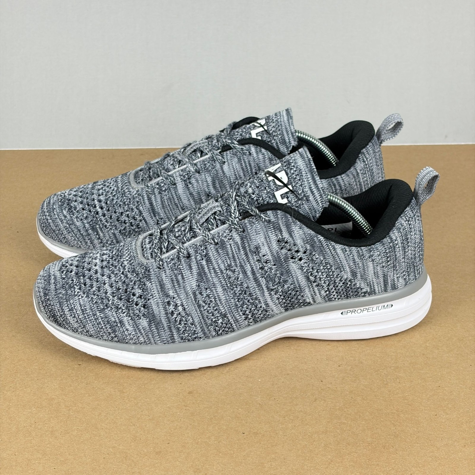 APL Techloom Pro Athletic Running Shoes Womens 10 Gray Heathered Knit Low Top