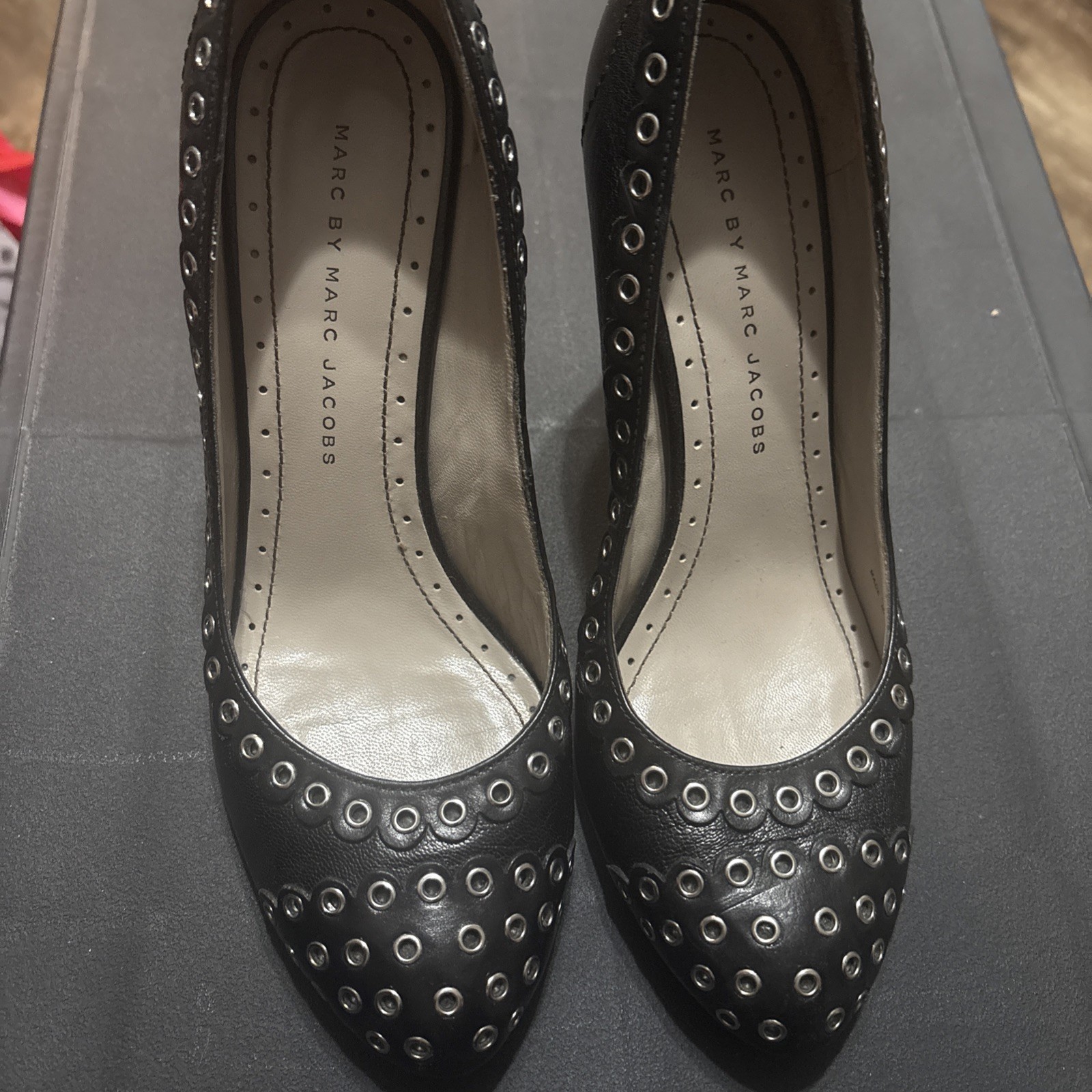 Marc by Marc Jacobs Fits Like 7.5,EU 36.5 Black Leather Studded Wood Heels Pumps
