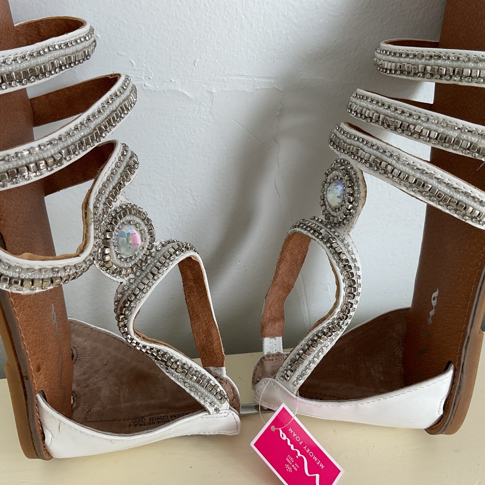 Nina Sparkly Rhinestone Ankle Strap Flat Sandal Women Size 5 wedding summer