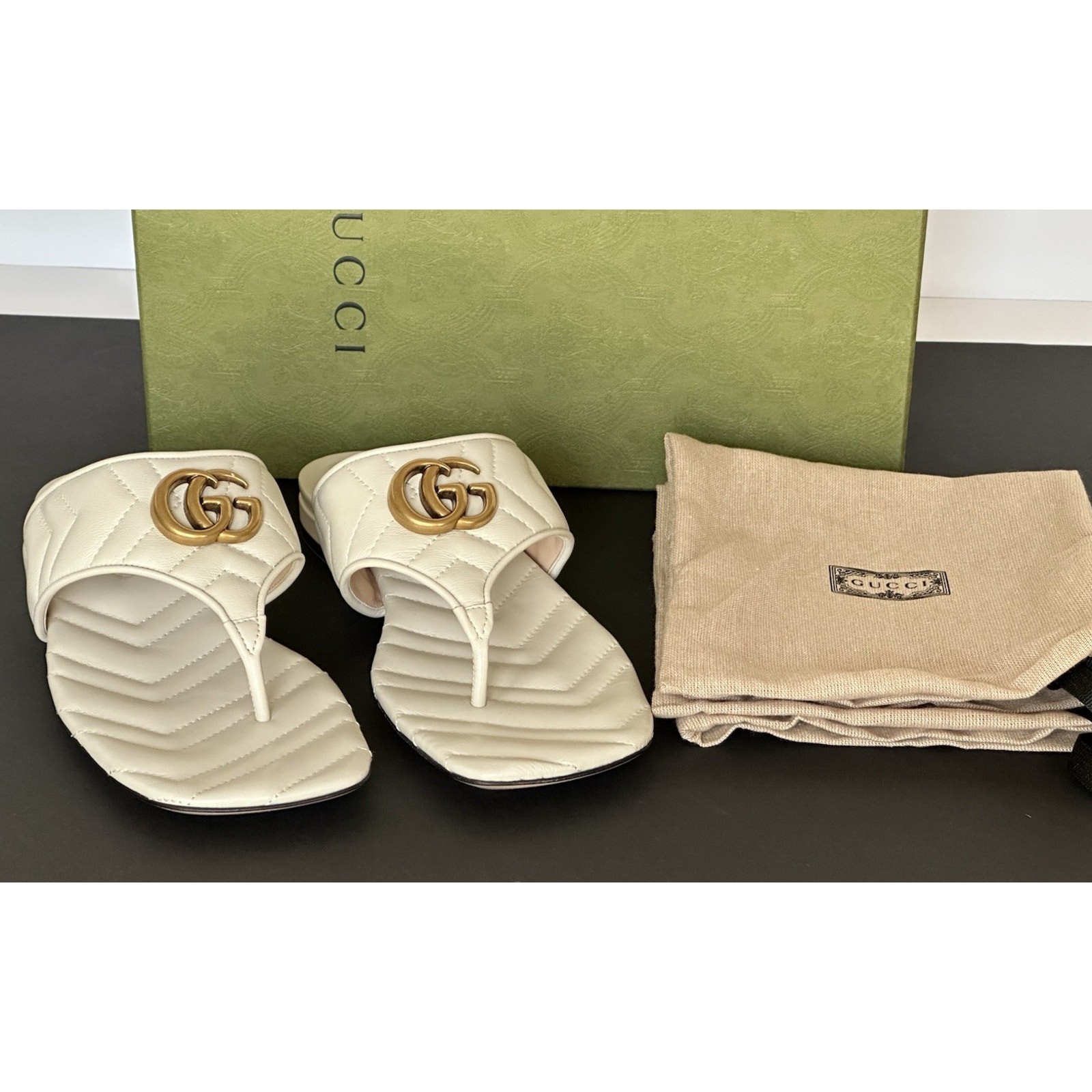 Gucci GG Marmont Padded White Leather Thong Sandals 6.5 US (36.5 Eu) 776948 NIB