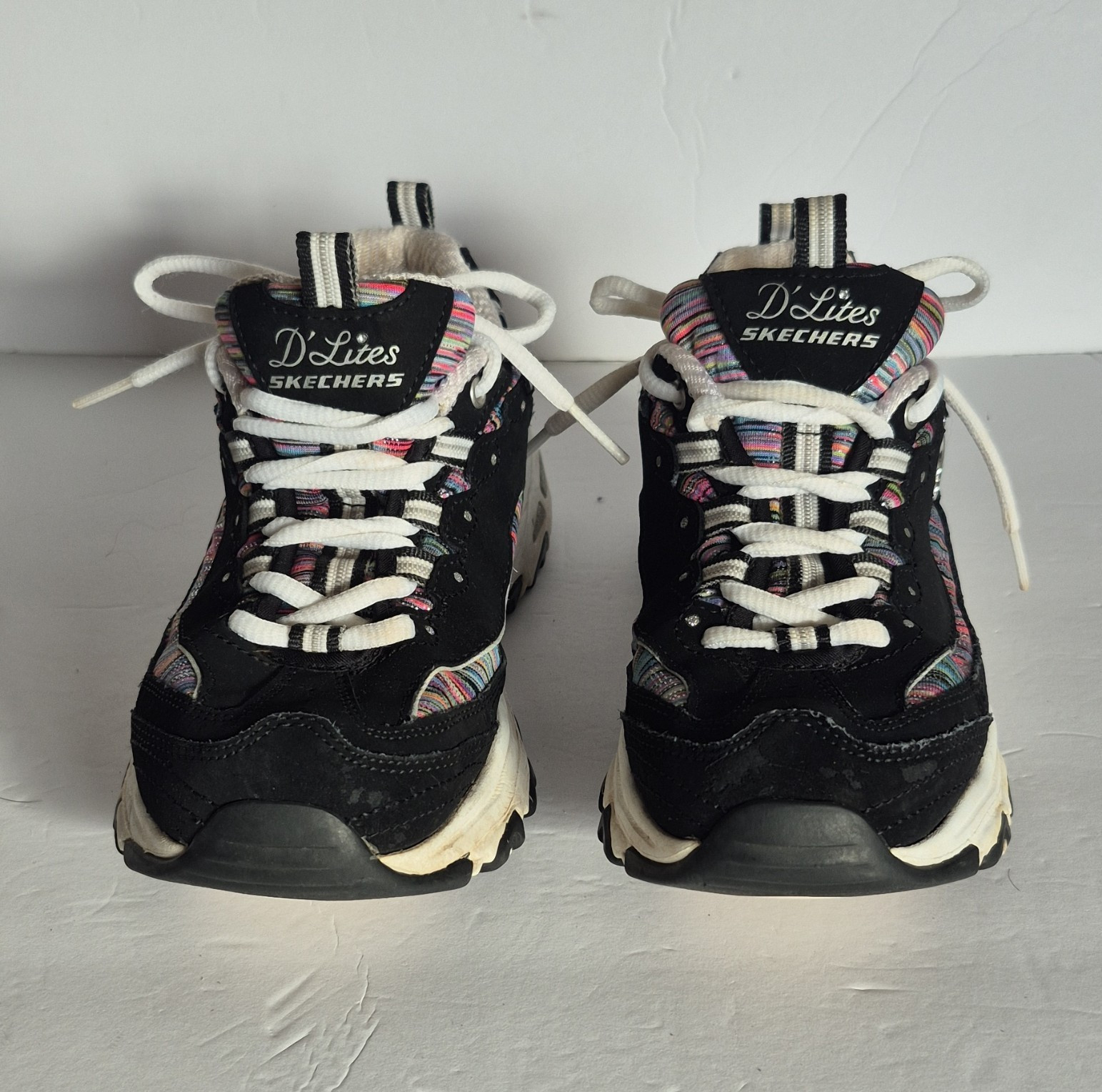 SKECHERS D’Lites Women’s Low Top Sneaker Black/Multicolor Striped Lace-Up