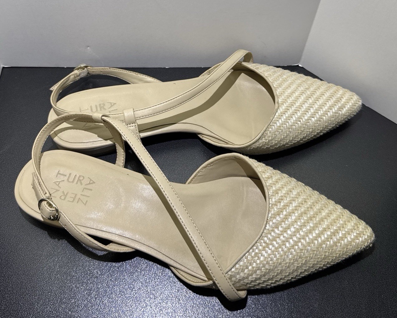 Naturalizer Hawaii 2 Opal Tan Straw Slingback Pointed Toe Flats Size 10W EUR 41