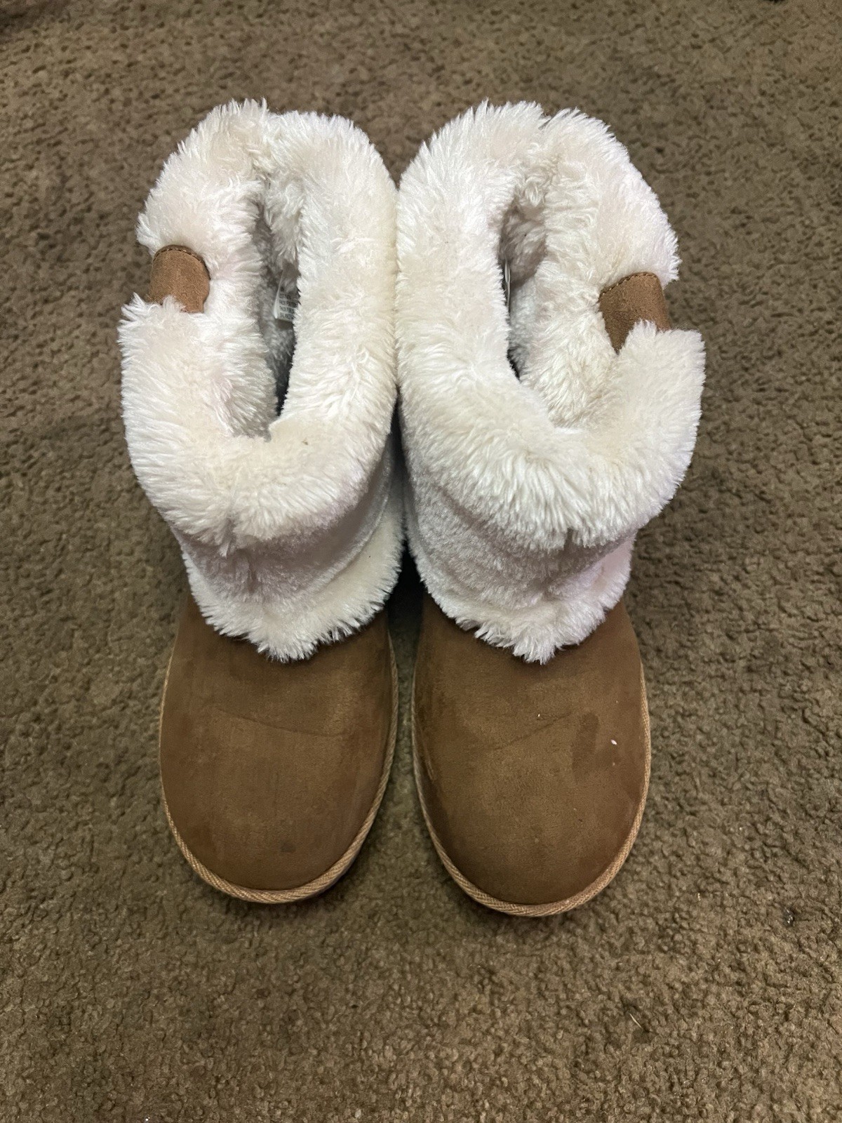 Arizona Jean Company Women’s Chestnut Faux Suede Faux Fur Lined Winter Boots 8