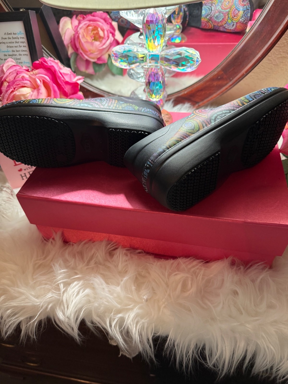 Crocs Nerio Pro Graphics Clogs Women’s Black Clogs multicolor circular NWT
