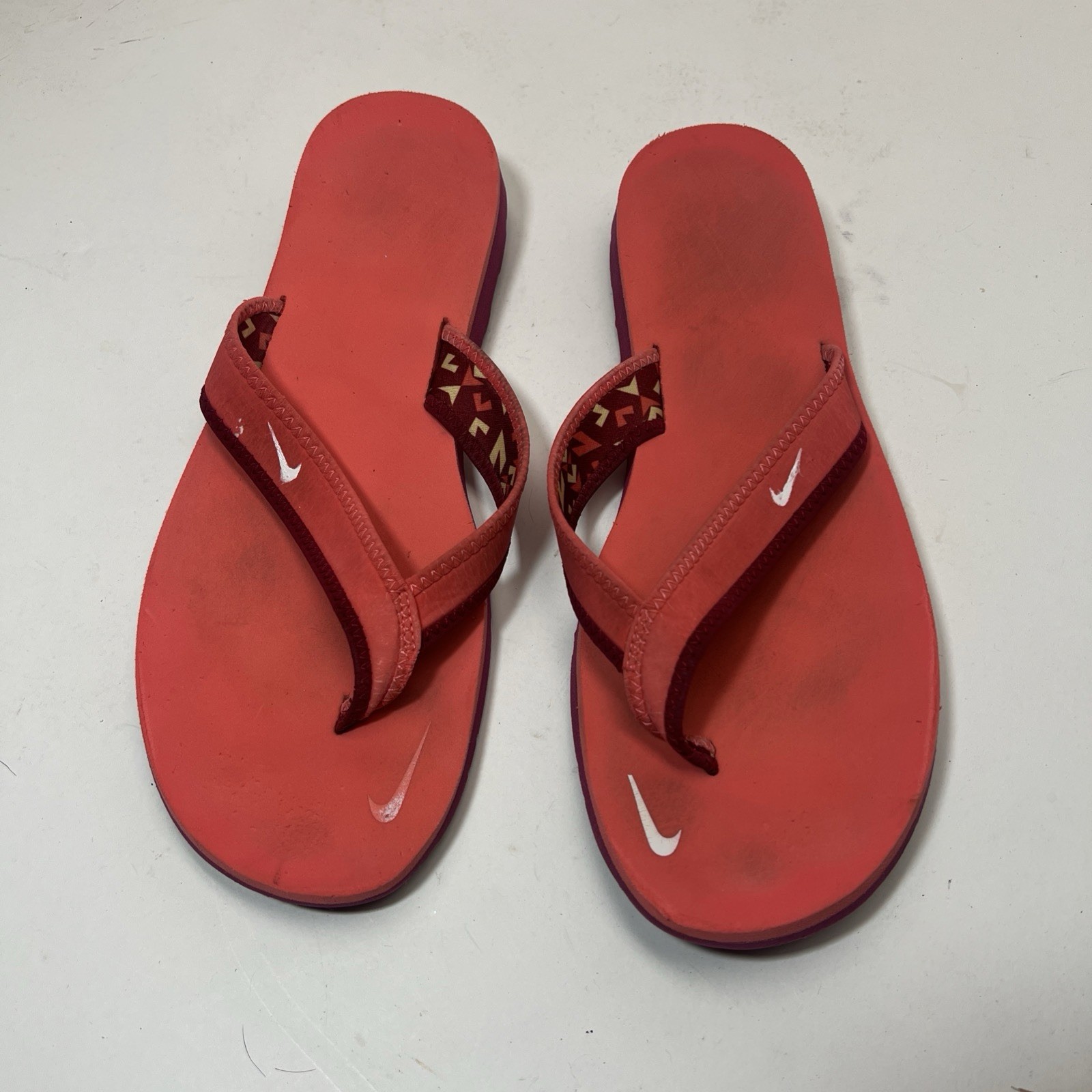 Nike Womens Size 11 Flip Flop Thong Ultra Celso 314870-600 Fruit Punch Pink