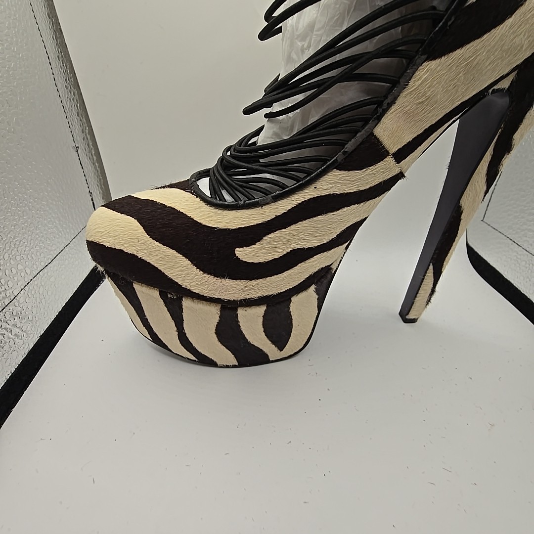 London Trash Zebra Stripes Pony Hair Platform Shoes Heels Leather sz 8 Pinup