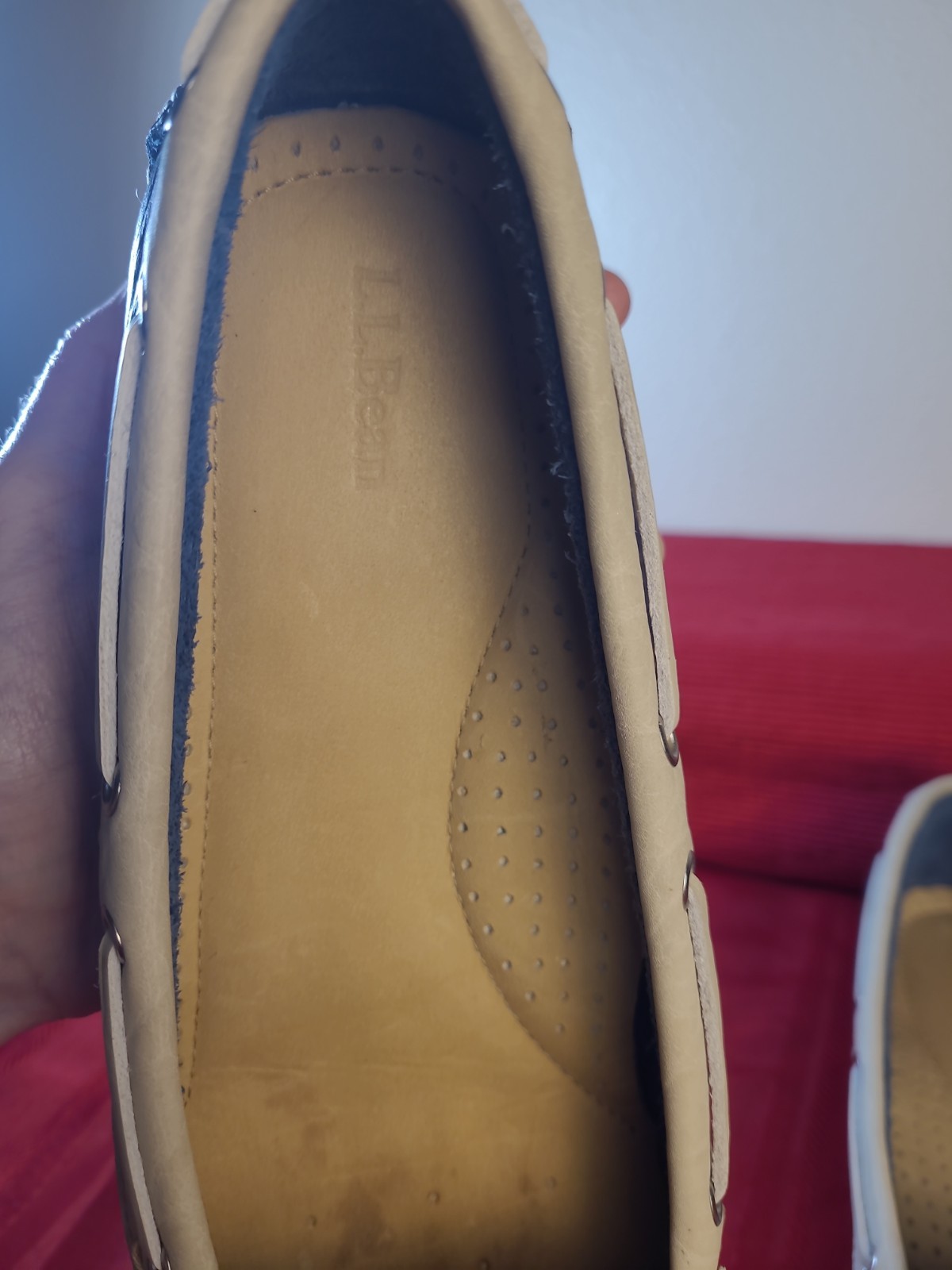 L.L. Bean Women’s Leather Moccasins Boat Shoes Size 11 Cream And Navy Blue