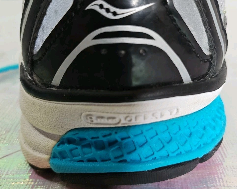 Saucony Everun Guide 9 Size 6.5 Women Running Shoes 8mm Offset Run-dry S10295-1