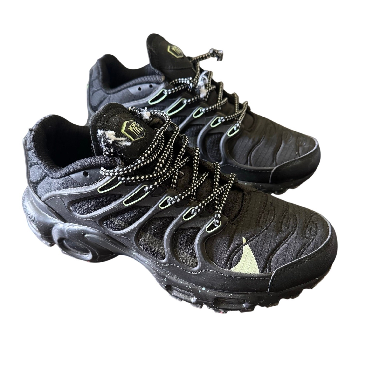 Nike Air Max Terrascape Plus Black Barely Volt Sneakers DC6078-002 Size 7